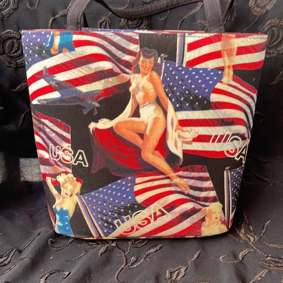 Made in USA pinup Girls patriotic handbag. - Picture 4 of 9